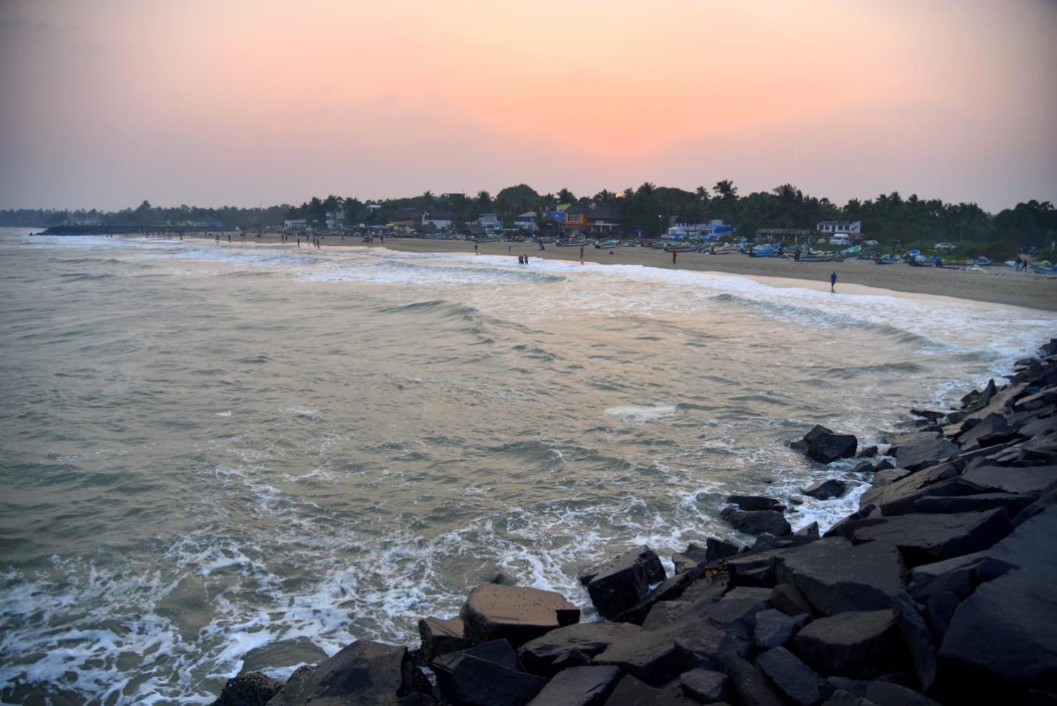 Serenity Sands Beach Resort Inn Pondicherry Exterior photo